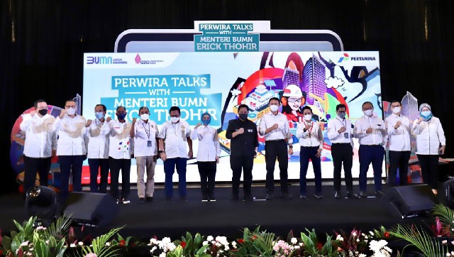Menteri BUMN Sapa Pekerja Pertamina, Sebut Integrator Ekonomi Indonesia