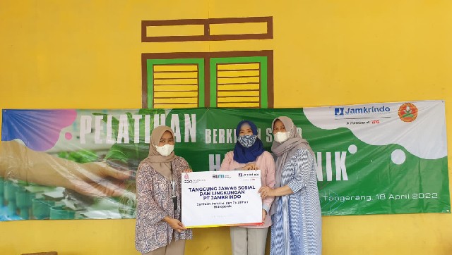 Jamkrindo Berdayakan Warga Cipondoh Tangerang