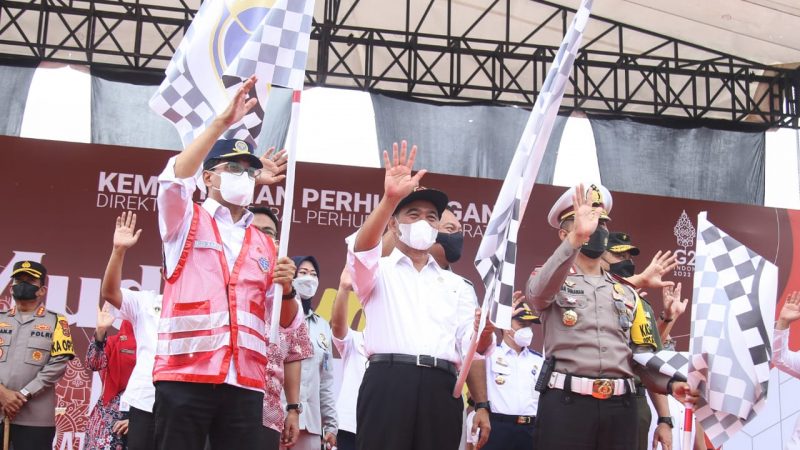Menko PMK Lepas Keberangkatan 686 Bus Mudik Gratis 2022