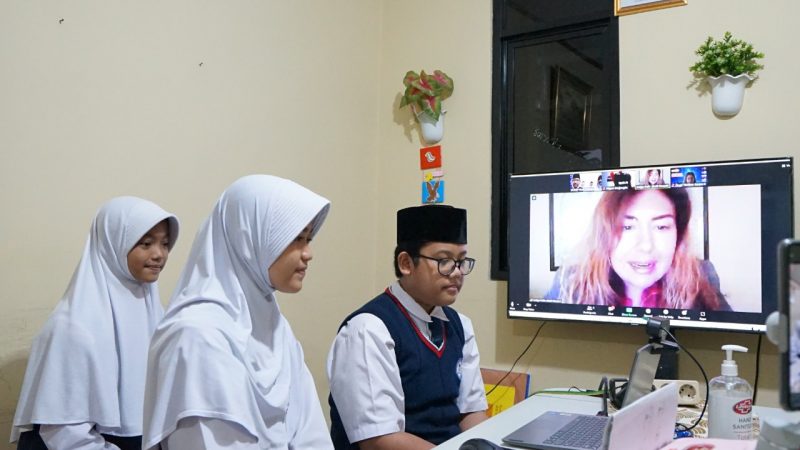 Sekolah Gratis Binaan YBM PLN Kembali Ukir Prestasi di Ajang Internasional
