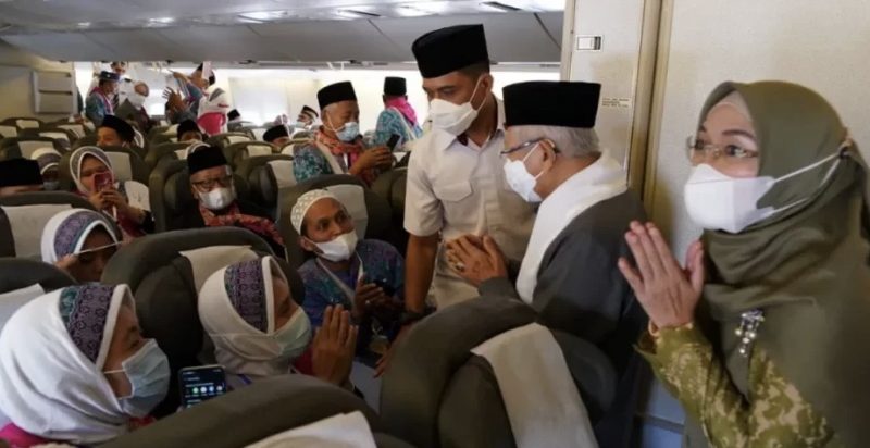 Lepas Jemaah Haji Kloter 1 Surabaya, Wapres Jamin Kesiapan Petugas Kesehatan