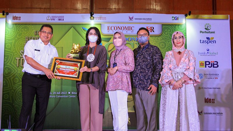 ASABRI Meraih Penghargaan CSR Award 2022