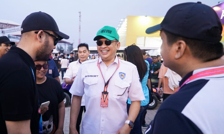 Bamsoet Apresiasi Peran Pemerintah dan Swasta Atas Keberhasilan Pelaksanaan Balapan Formula E Seri 10 dan 11 di Jakarta
