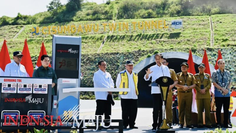 Resmikan Jalan Tol Cisumdawu, Presiden: Permudah Konektivitas ke Bandara Kertajati