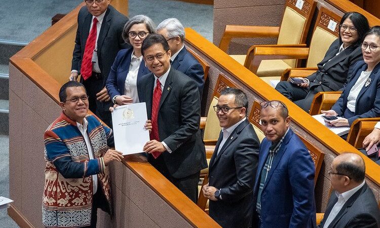 UU Kesehatan Disahkan, Menkes: Awal Baru Membangun Sistem Kesehatan