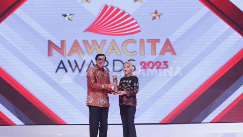 Dirut Pertamina Raih Penghargaan Nawacita Award 2023