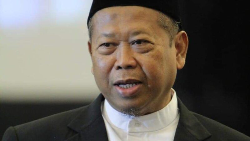 Pimpinan Pusat DDII Ajak Umat Islam Lakukan Qunut Nazilah untuk Palestina