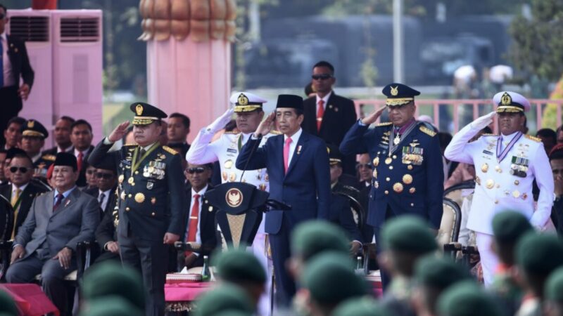 Presiden Pimpin Upacara Peringatan HUT Ke-78 TNI
