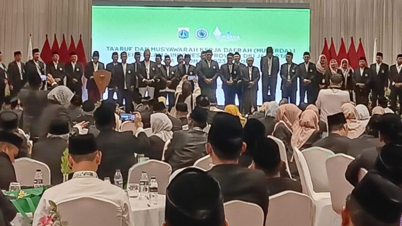 Kukuhkan Pengurus MUI DKI Jakarta, Ini Pesan KH Anwar Iskandar
