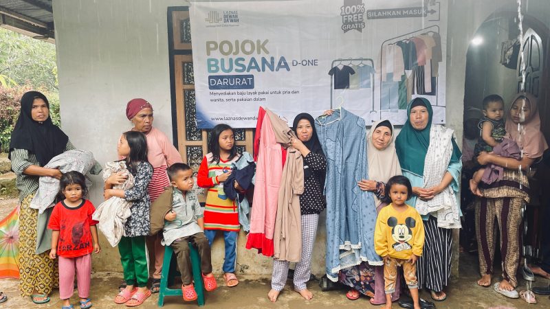 Penyintas Banjir Sumatera Padati Pojok Busana Gratis LAZNAS Dewan Dakwah