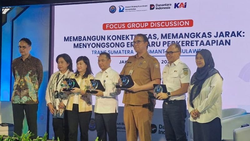 Kemendagri Tegaskan Dukungan terhadap Pembangunan Jaringan KA Trans SKS