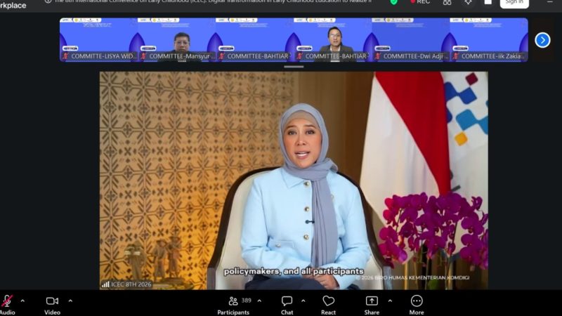 Di ICEC Ke-8 Universitas Panca Sakti Bekasi, Menkomdigi Bahas Tantangan Pendidikan Anak di Era Teknologi