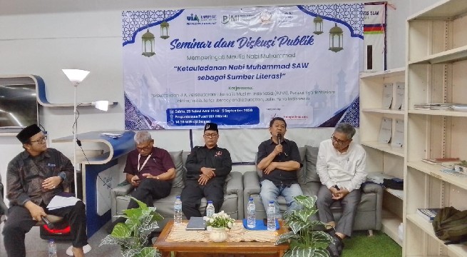 Menggali Ketauladanan Nabi Muhammad SAW Sebagai Sumber Literasi