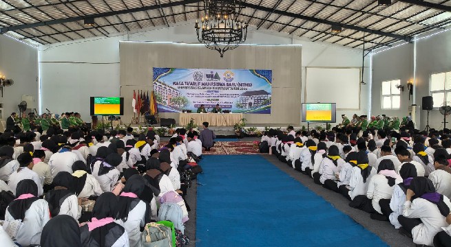 Mahasiswa Baru Disiapkan Jadi Generasi Berakhlak dan Adaptif di Era Digital