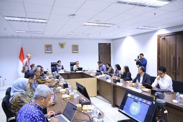 OJK Bangun Kepercayaan Investor Global